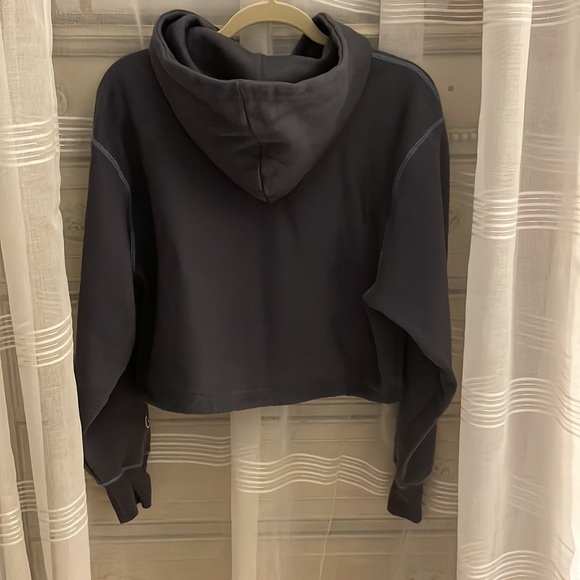 Champion reverse weave hoodie bundle to get a better deal smoke/animal free home - Picture 2 of 9